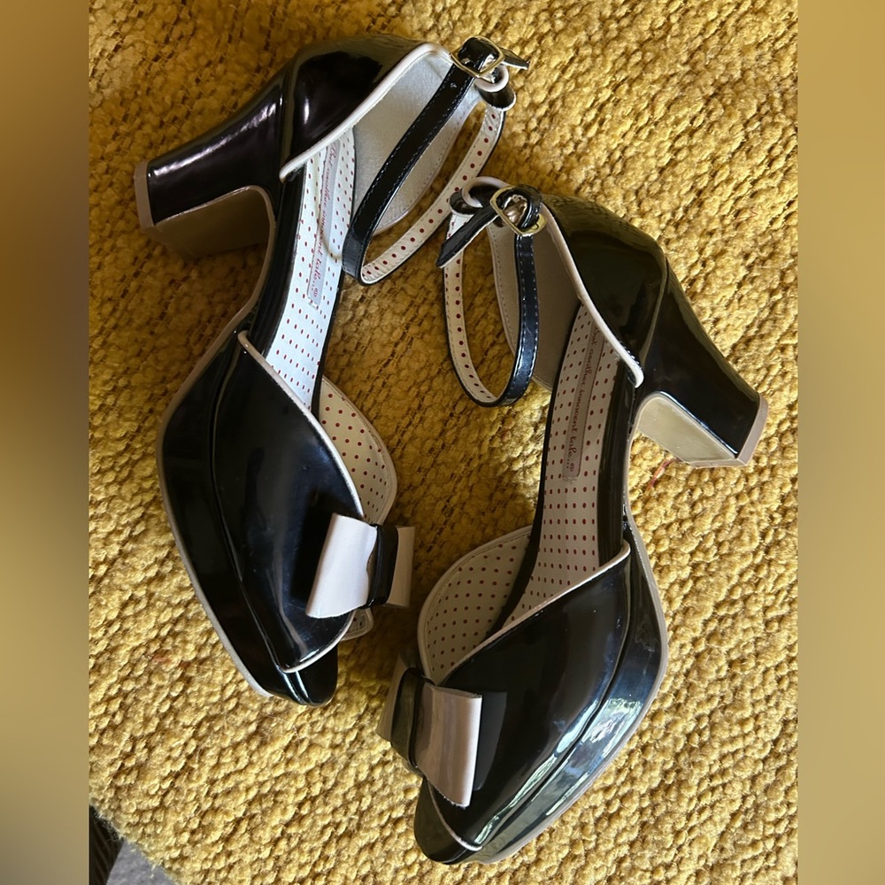 BAIT Footwear pinup style heels, size 7.5